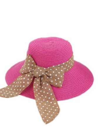 Chapeau de paille rose avec noeud papillon